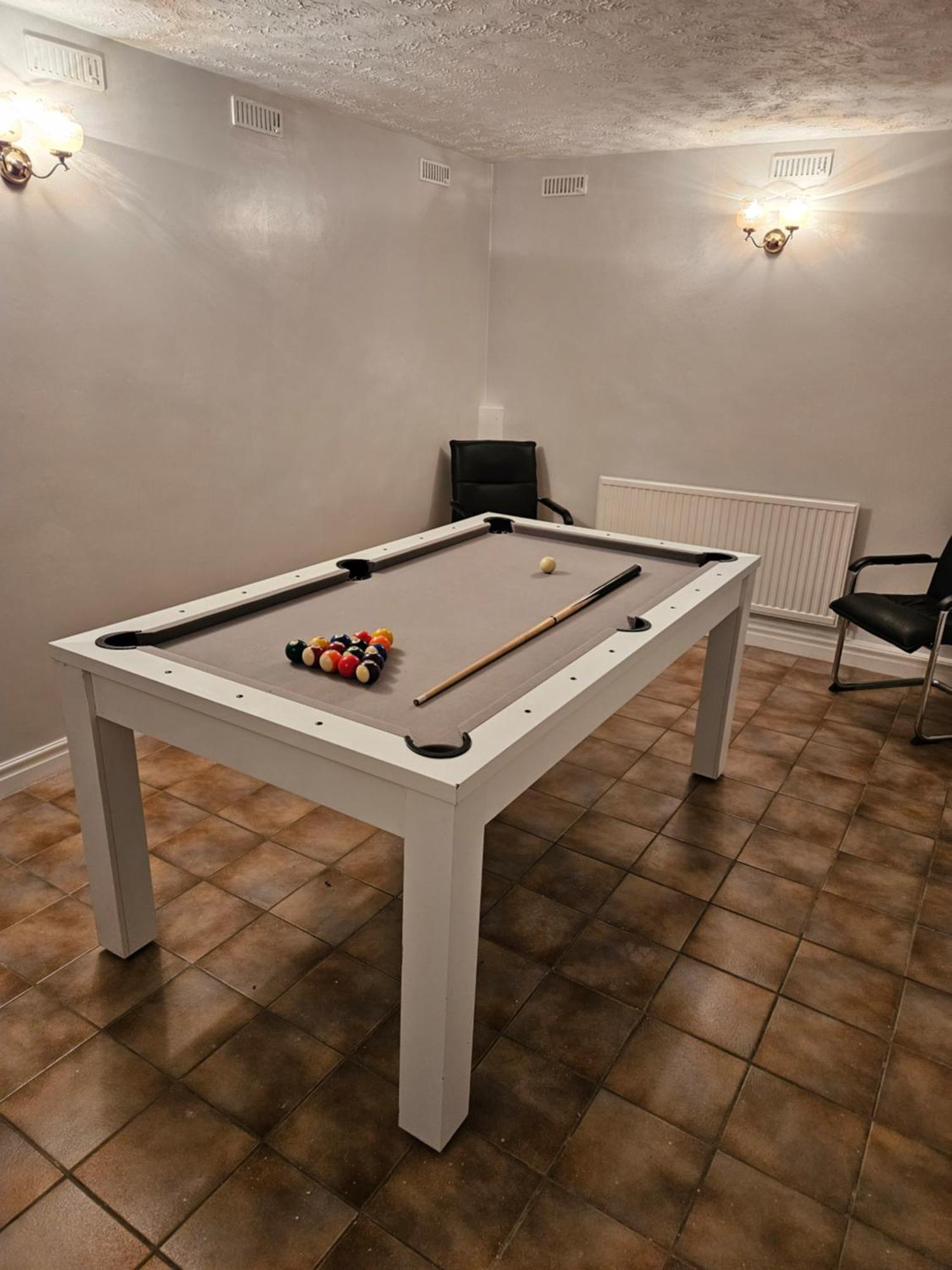Lister Park Bradford 2Bed Detached Cottage House Parking Cinema Screen Games Room エクステリア 写真